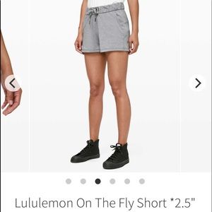 Lululemon on the fly 2.5” luxtreme
